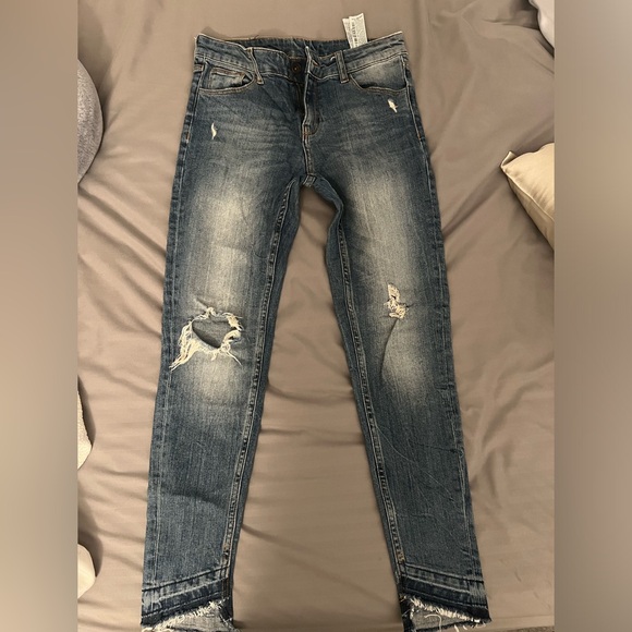 Zara Denim Size 4 Distressed, Skinny, frayed hem - Picture 2 of 3